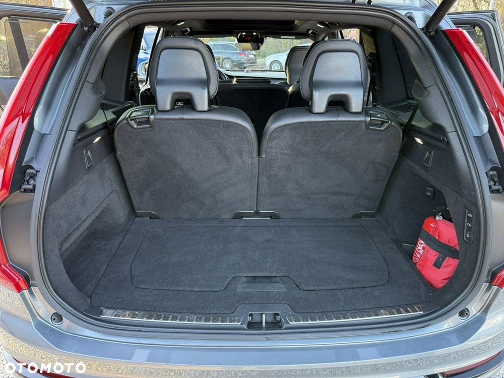 Volvo XC 90 D5 AWD R-Design 7os - 21