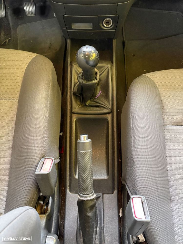 Chevrolet Aveo 1.2 L - 10