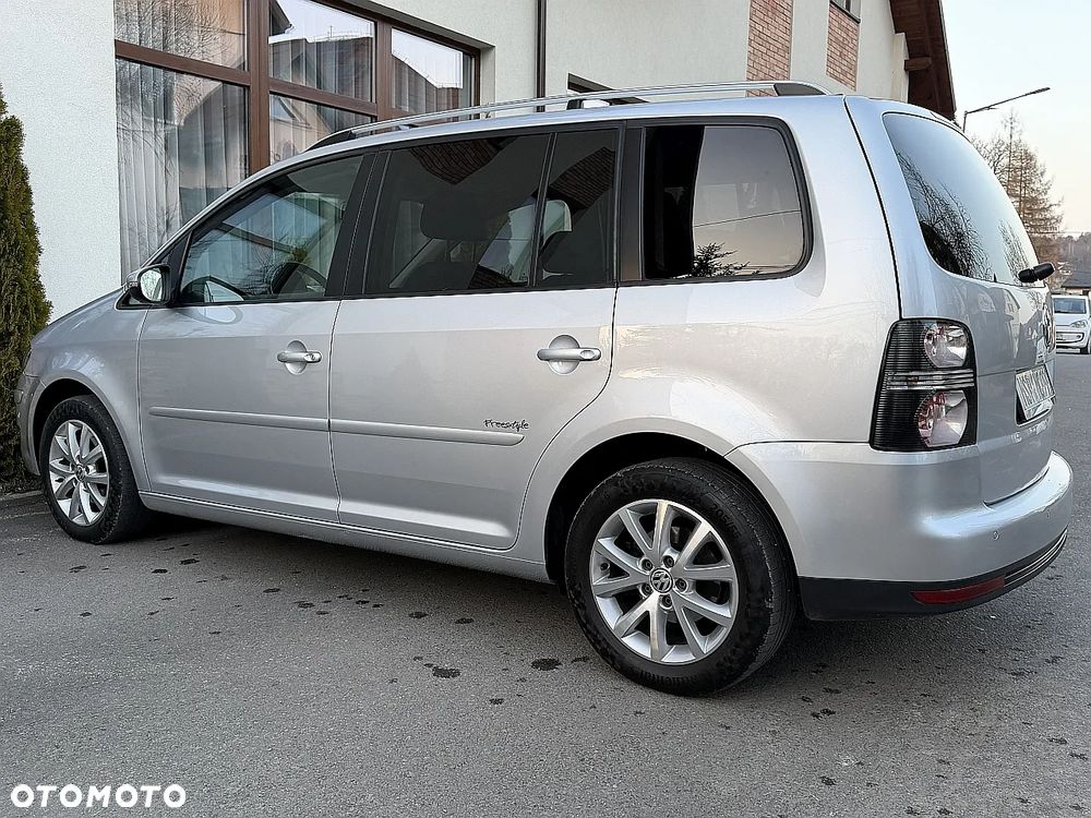 Volkswagen Touran 1.4 TSI Freestyle - 11