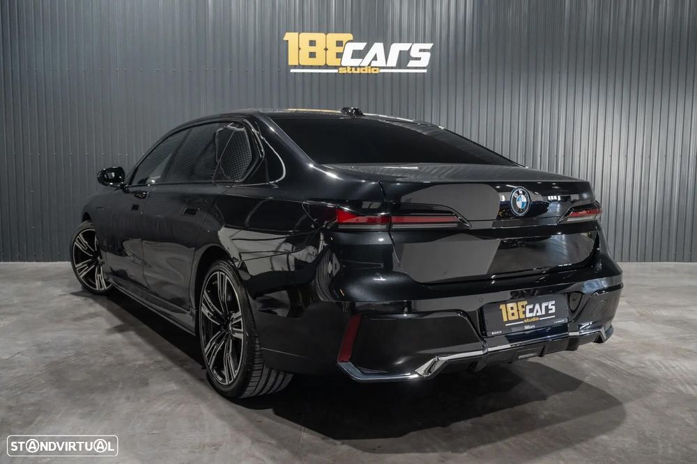 BMW 750 750e xDrive Pack Desportivo M - 60