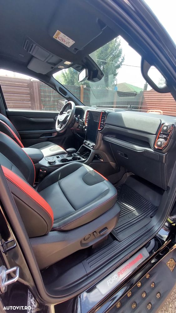 Ford Raptor - 6