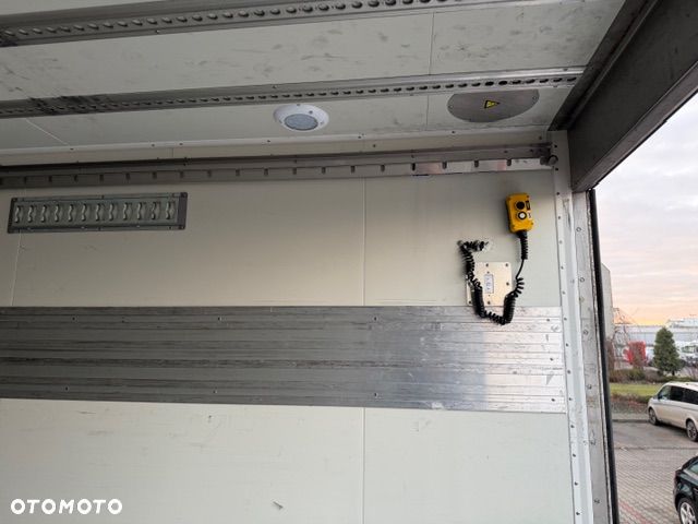 Mercedes-Benz 2540 - 23