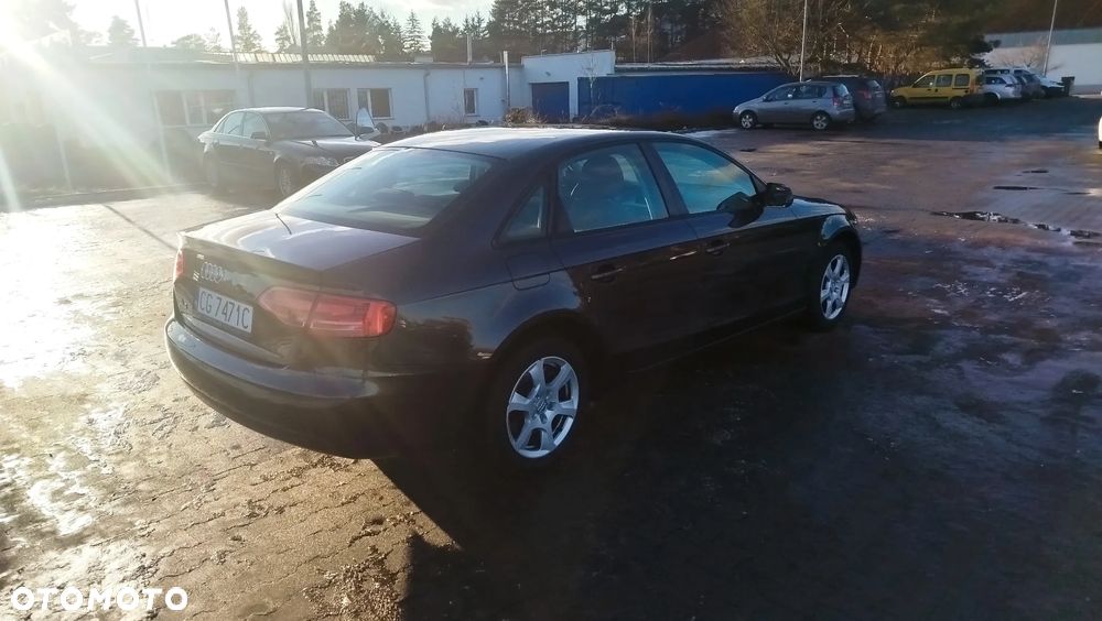 Audi A4 Limousine 2.0 TDI - 6