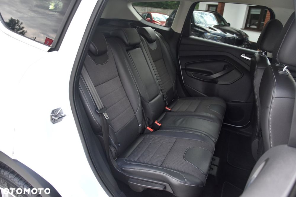 Ford Kuga 2.0 TDCi 4x2 Titanium - 26