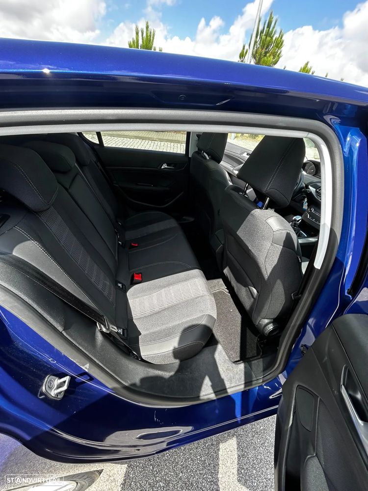 Peugeot 308 130 e-THP Stop & Start Allure - 20