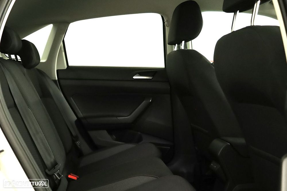 VW Taigo 1.0 TSI Urban DSG - 20