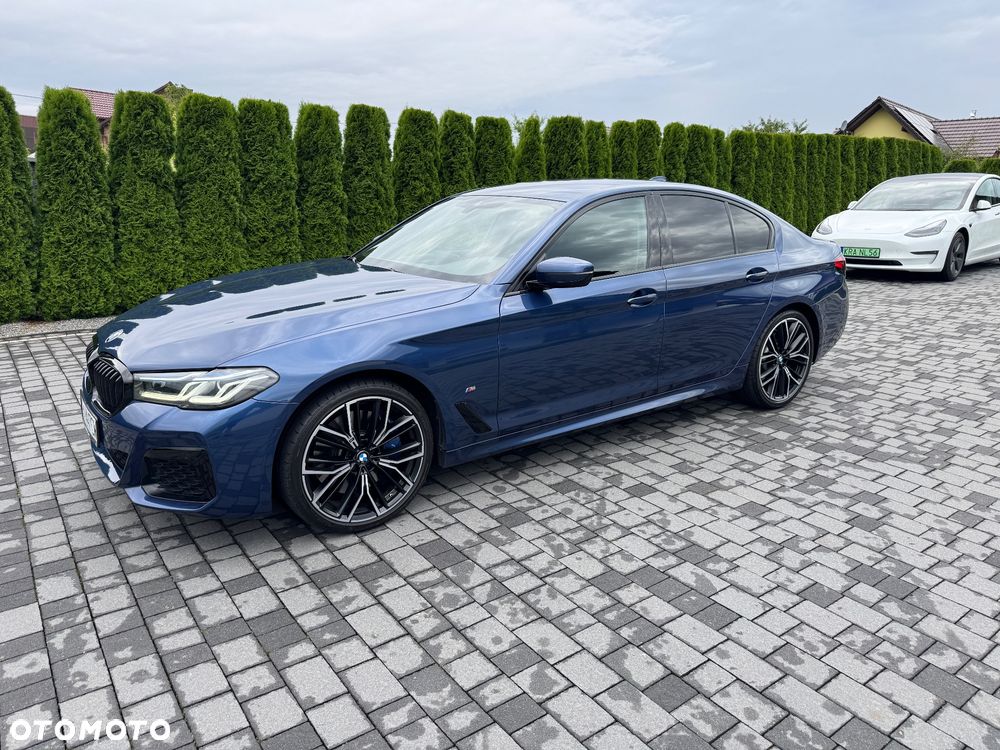 BMW Seria 5 540i xDrive mHEV M Sport sport - 3