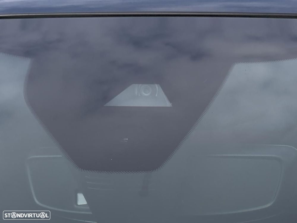 Peugeot e-2008 50 kWh GT Line - 6