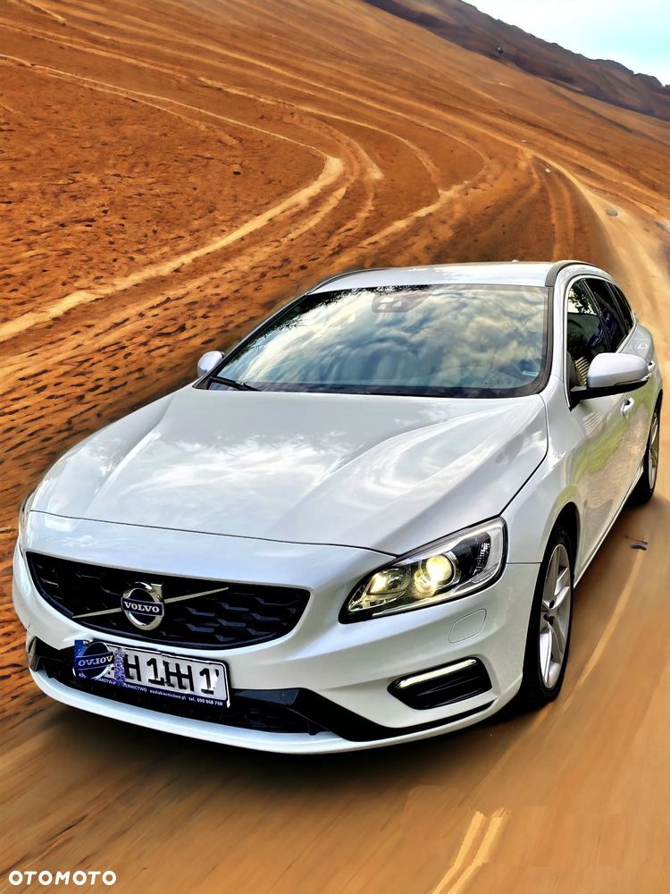 Volvo V60 Cross Country D4 AWD Geartronic - 3