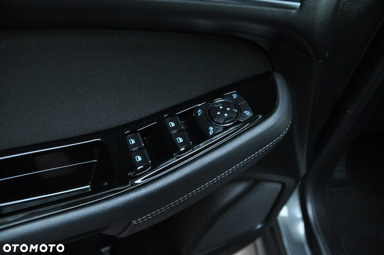 Ford S-Max 2.0 EcoBlue Titanium - 10