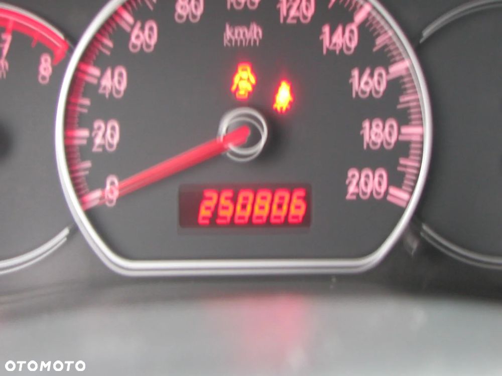 Suzuki SX4 1.6 VVT 4x2 Comfort - 18