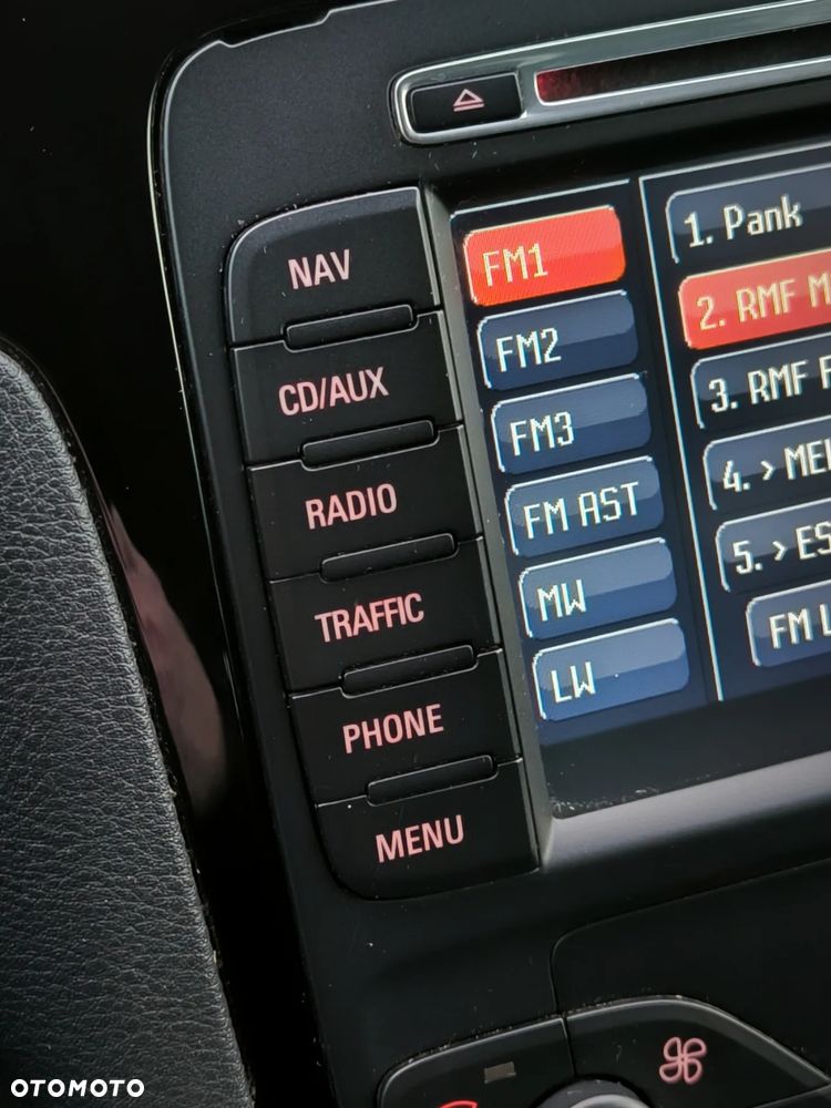 Ford Galaxy 2.0 TDCi Titanium - 18