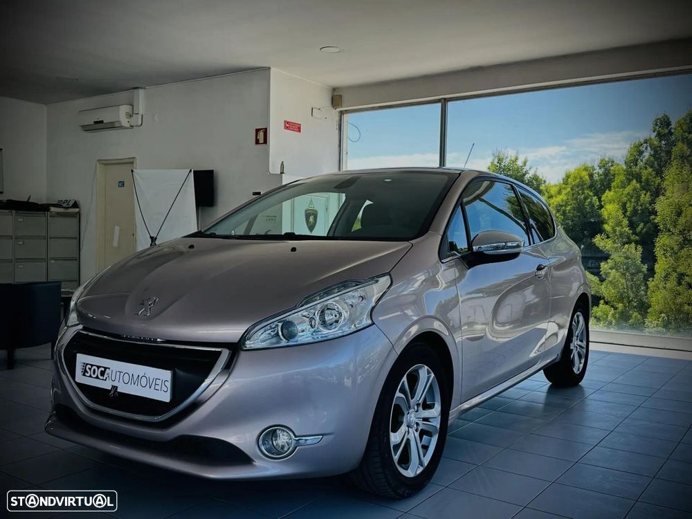 Peugeot 208 - 4