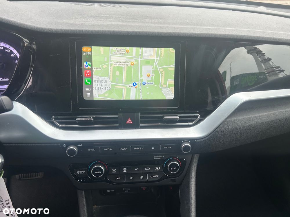 Kia Niro 1.6 GDI Hybrid L Business Line - 20