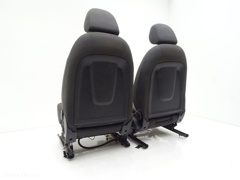 Komplet foteli fotel przód prawy lewy kanapa tył 5l0881105ab audi q3 8u - 11