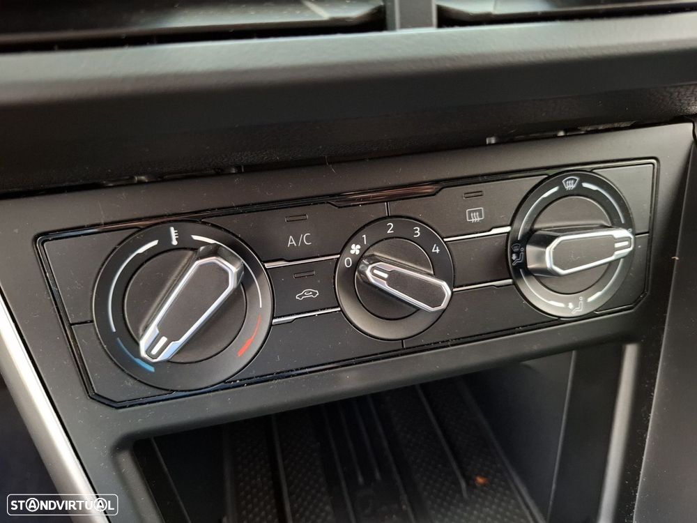 VW Taigo 1.0 TSI Urban - 10