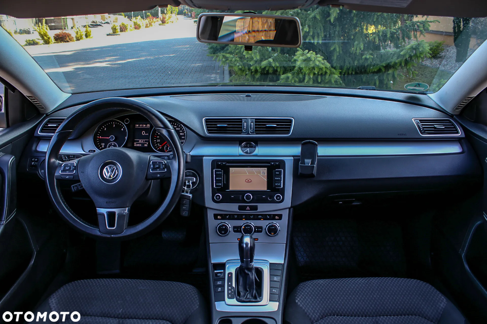 Volkswagen Passat 2.0 TDI Highline DSG - 16