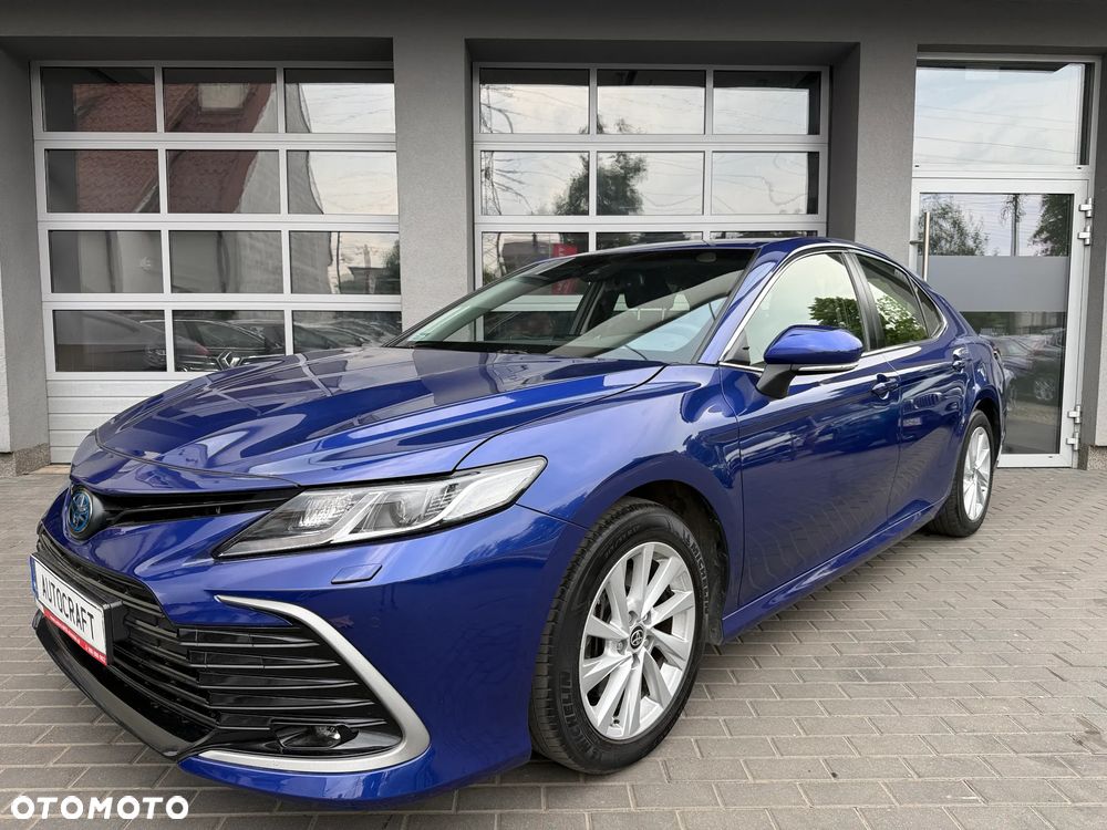 Toyota Camry 2.5 Hybrid Comfort CVT - 23