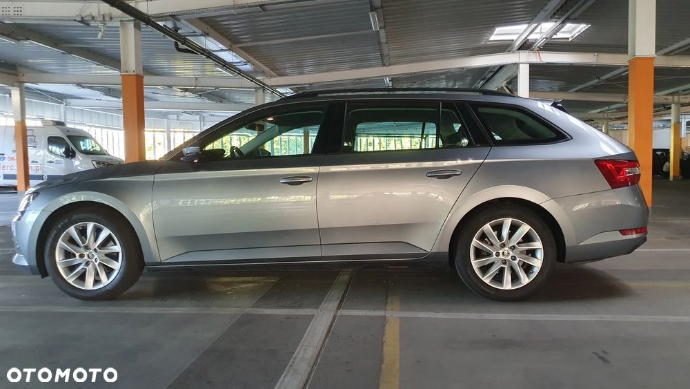 Skoda Superb 1.5 TSI ACT Active - 2