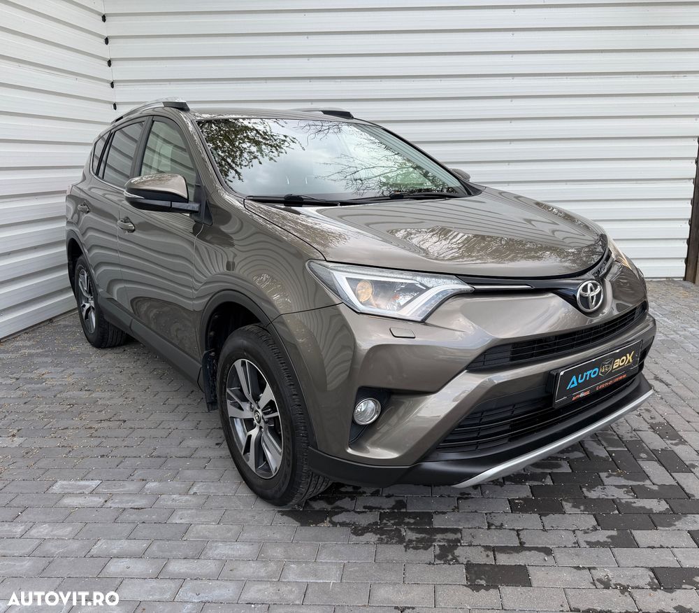 Toyota RAV4 2.0 D-4D 4x2 Start-Stop Edition - 8