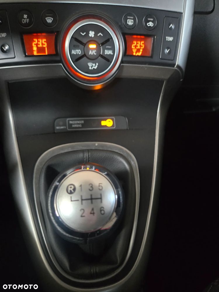 Toyota Verso 1.8 5-Sitzer Life - 5