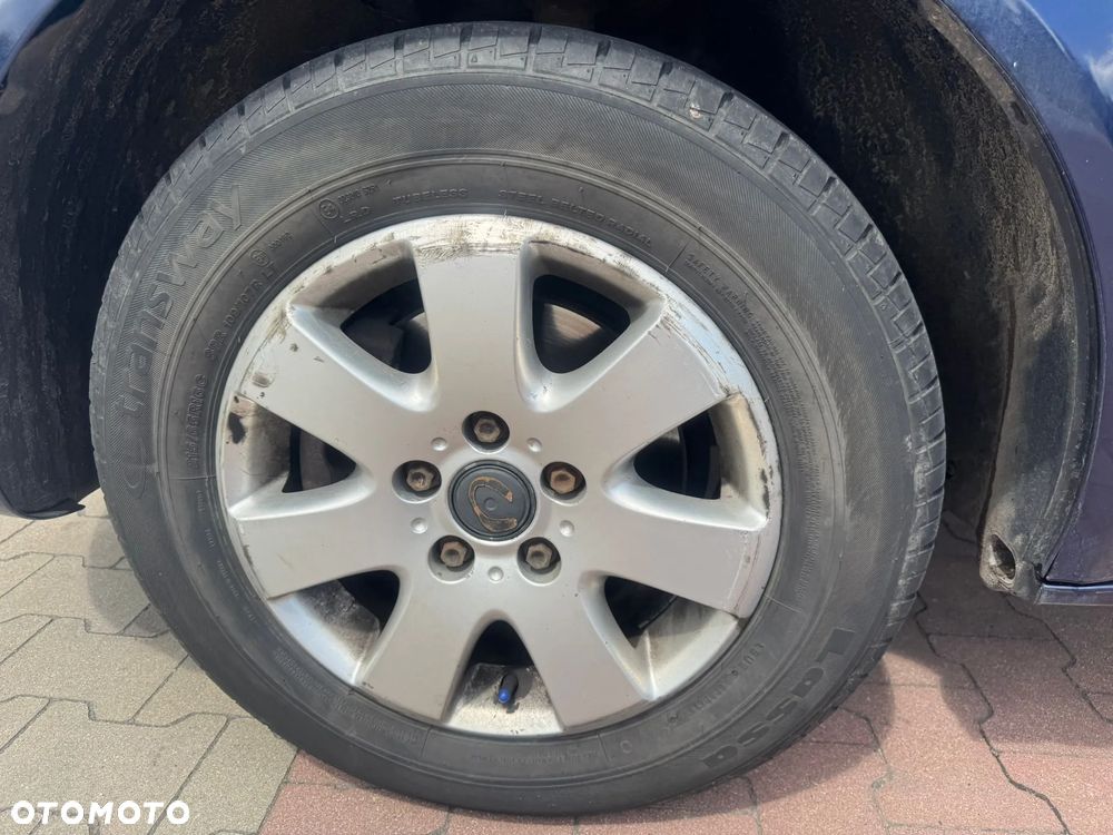 Volkswagen Multivan - 28