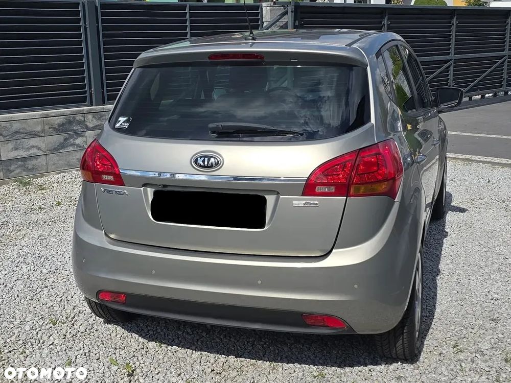 Hyundai ix20 1.4 Premium - 6