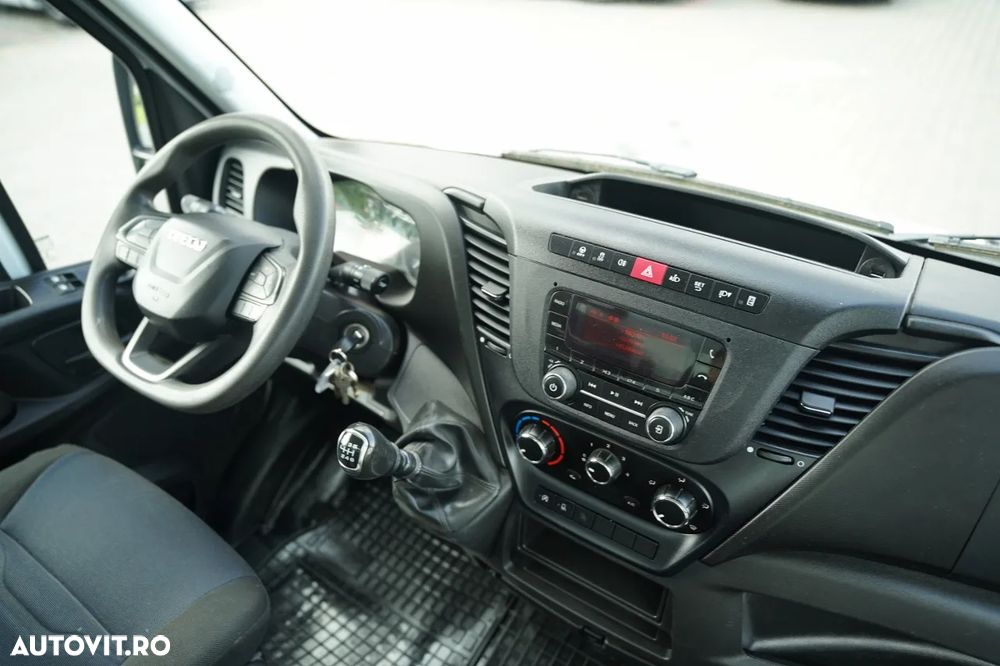 Iveco DAILY 35-140 / BASCULATOR DIN OȚEL + HDS HMF HYFA / CAPACITATE MAXIMĂ DE RIDICARE 430 KG / EXTENSIE MAXIMĂ 2 M / DUBLU / EURO 6 - 30