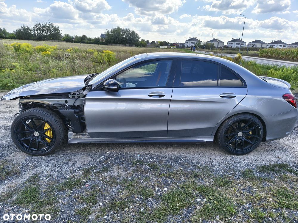 Mercedes-Benz Klasa C 450 AMG 4Matic 7G-TRONIC - 5