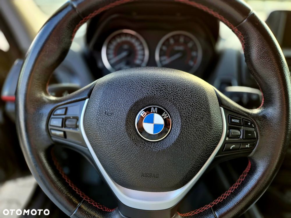BMW Seria 1 118d Sport Line - 35