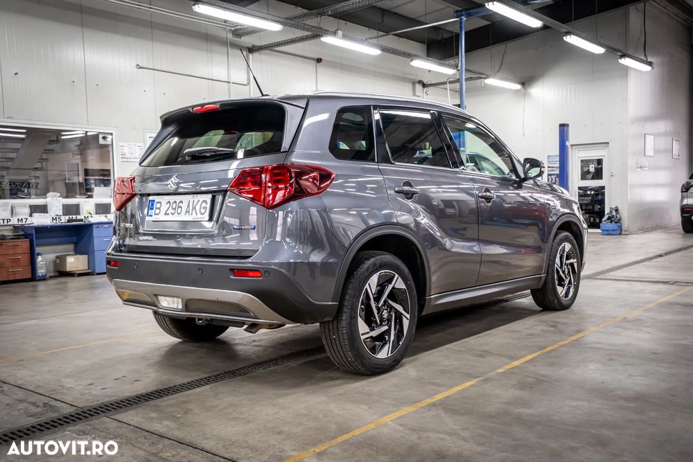 Suzuki Vitara 1.5 AllGrip HEV Luxus - 3