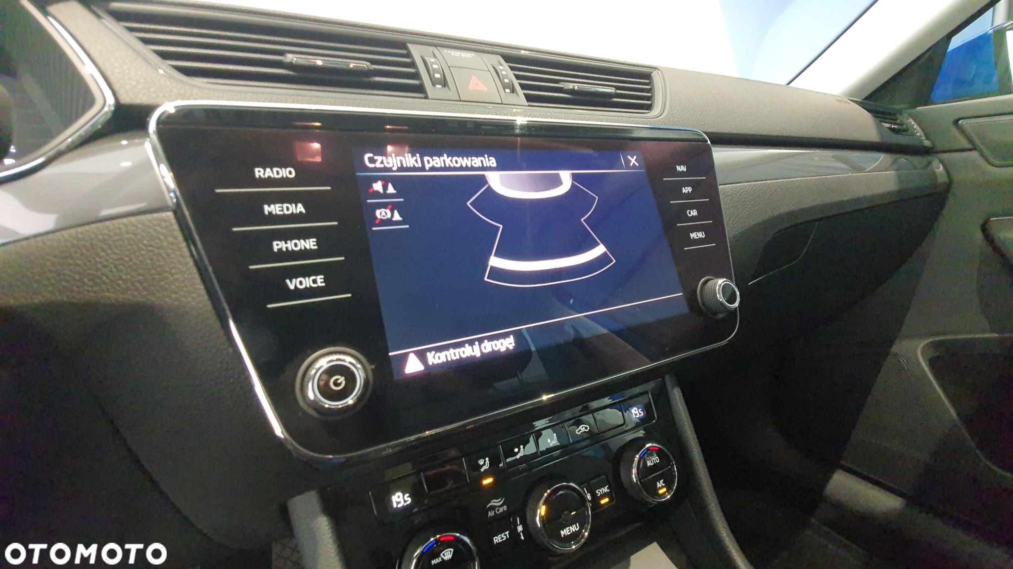 Skoda Superb 1.5 TSI Active - 21