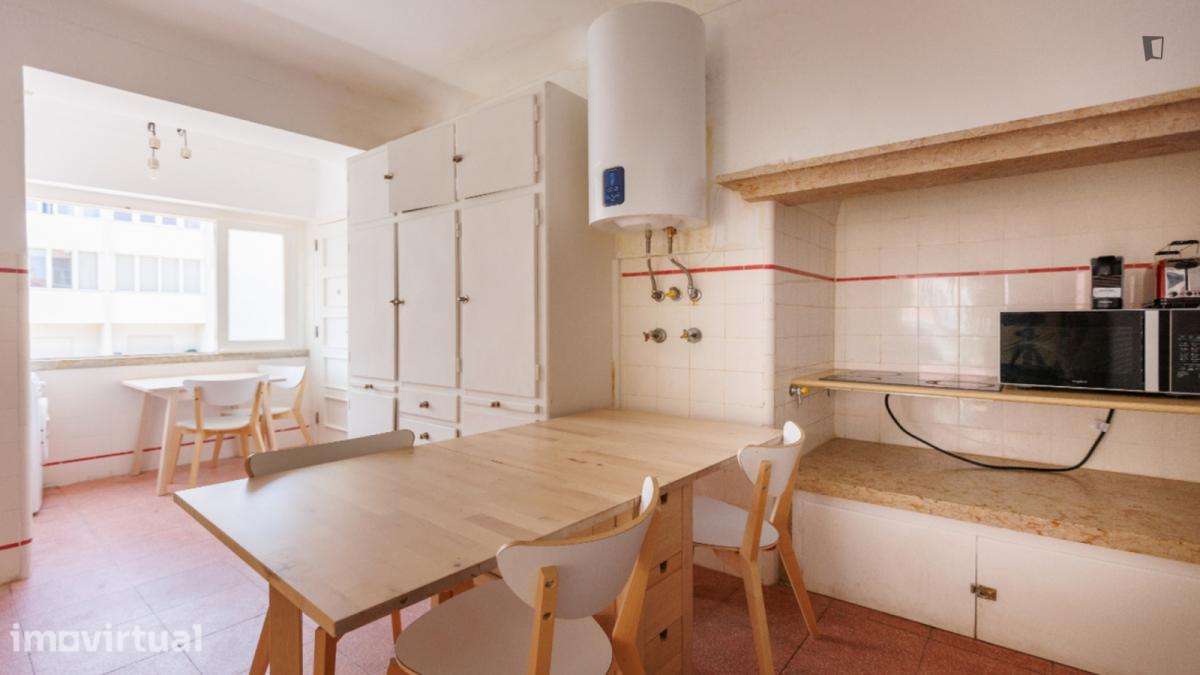 Quarto - localizado em Amoreiras Lisbon - Grande imagem: 4/9