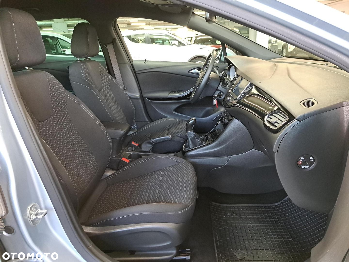 Opel Astra V 1.4 T Dynamic - 14