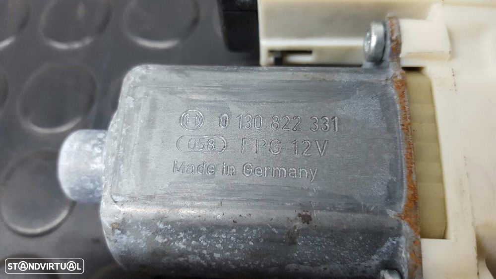 MOTOR ELEVADOR TRASEIRO DIREITO RENAULT MEGANE III BERLINA 5 P DYNAMIQUE - 2