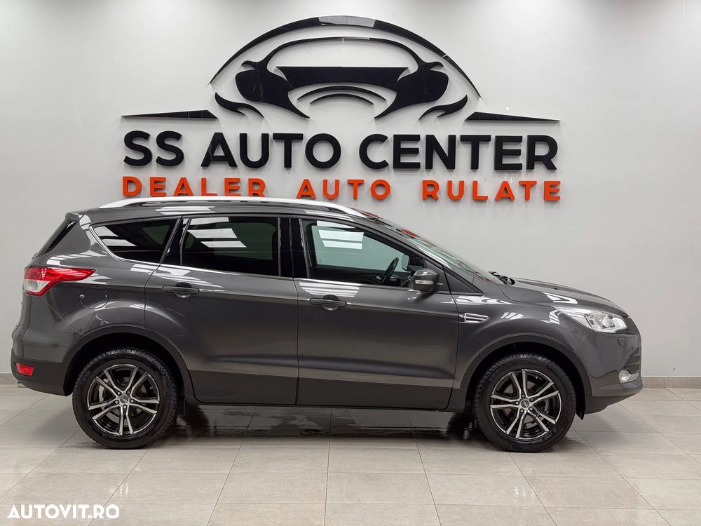 Ford Kuga 1.5 EcoBoost 2x4 Trend - 10