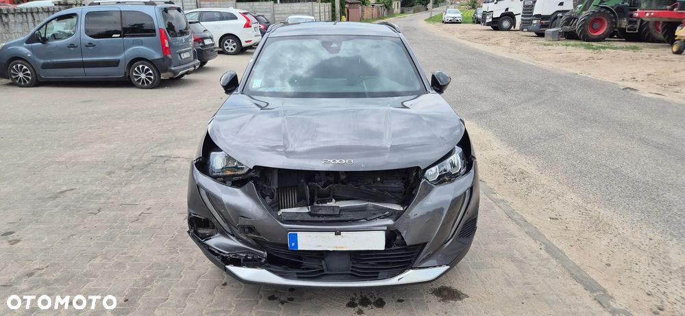 Peugeot 2008 1.2 PureTech Allure S&S EAT8 - 2