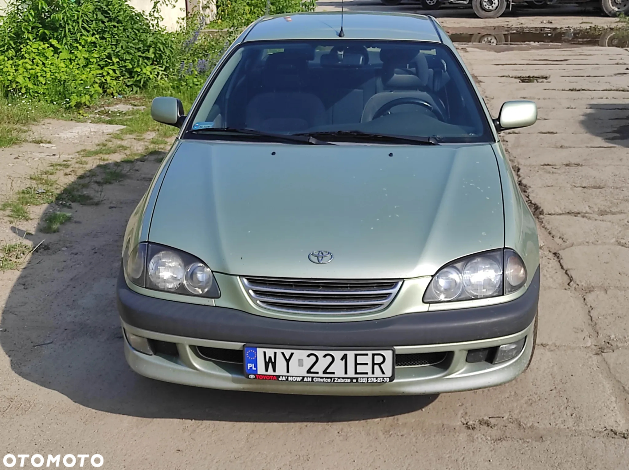 Toyota Avensis 2.0 Sol - 5