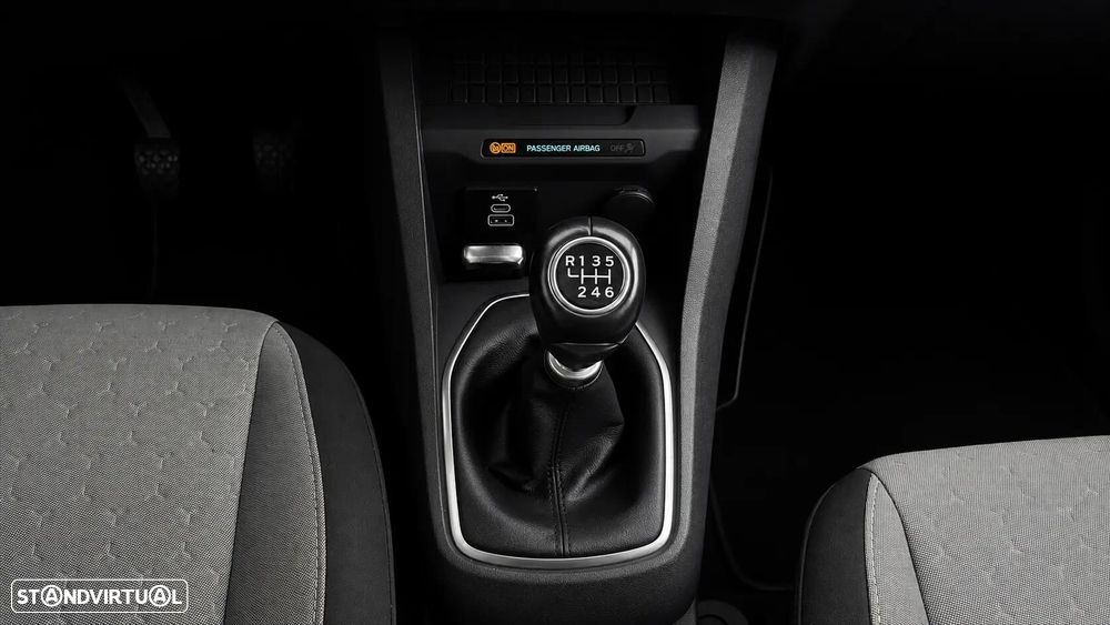 Ford Tourneo Courier 1.0 EcoBoost Titanium - 13