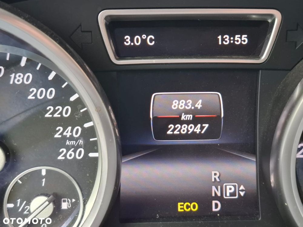 Mercedes-Benz ML - 26