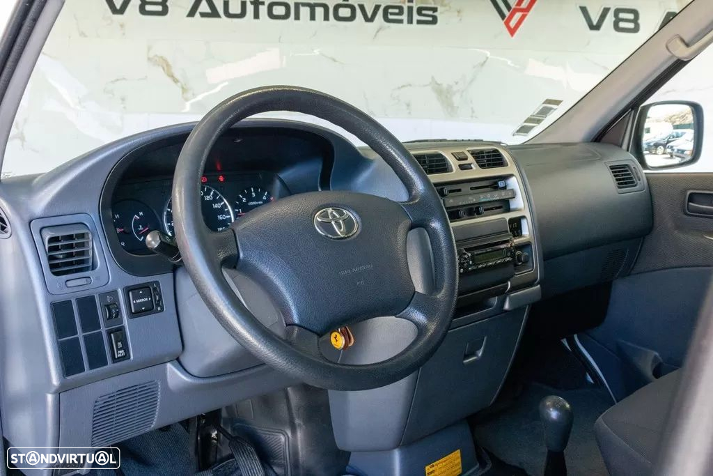 Toyota Hiace 2.5 D-4D 6 Lug. - 13