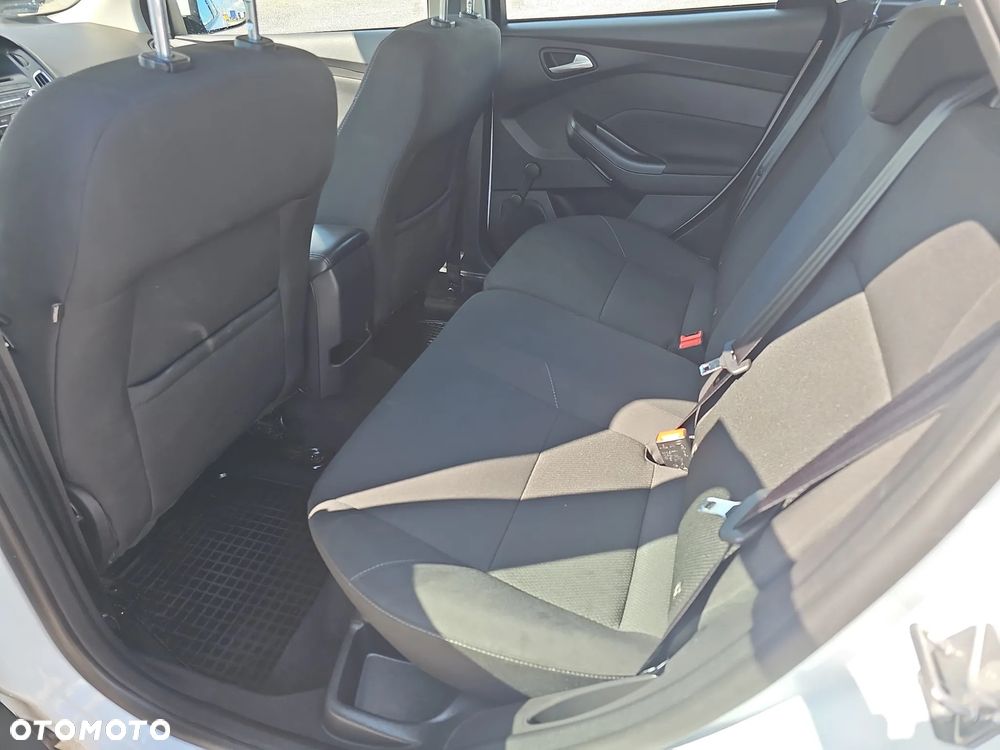 Ford Focus 1.5 TDCi Trend - 25