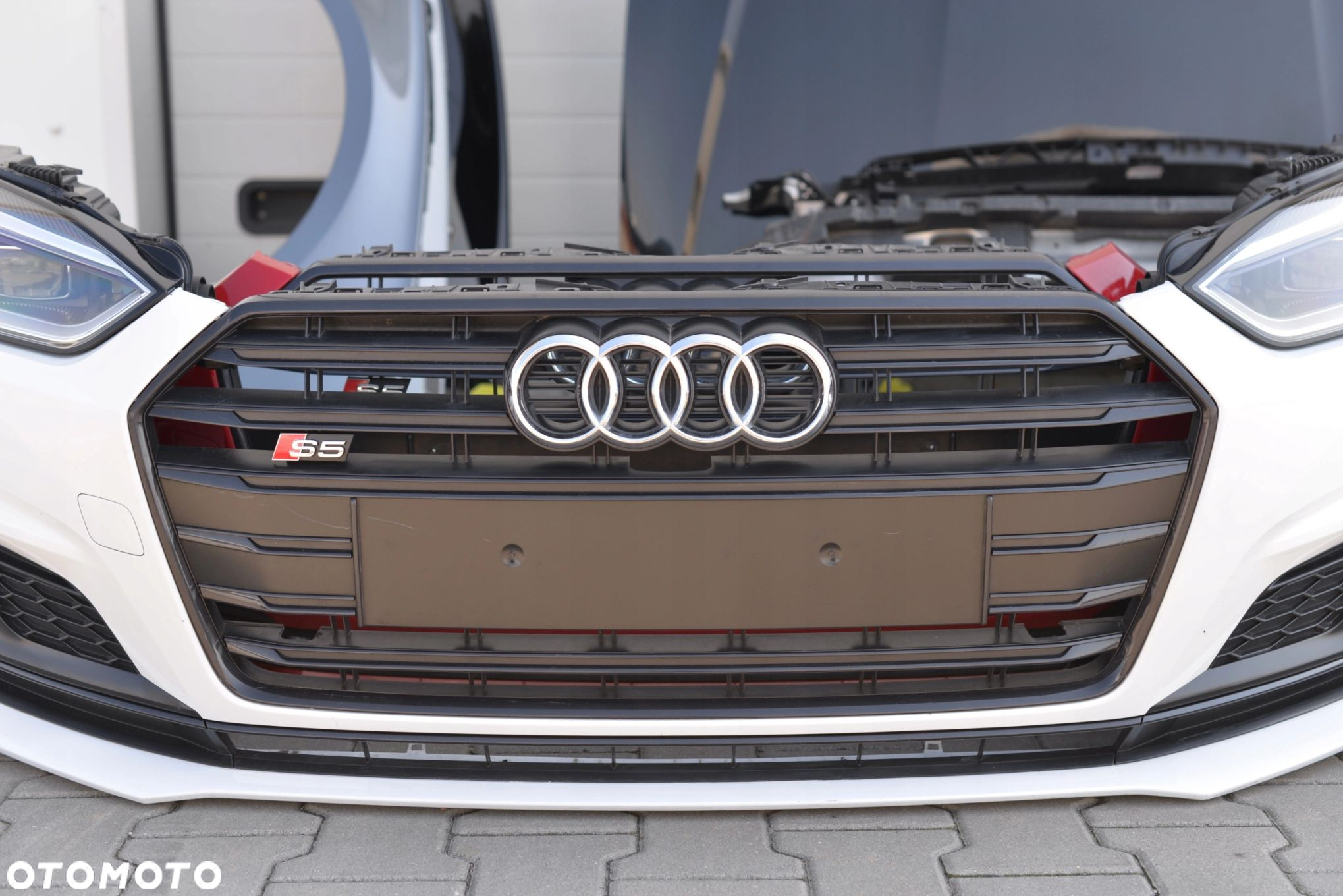 MASKA ZDERZAK GRILL BŁOTNIK LAMPA XENON FULL LED PAS BELKA AUDI A5 2016- 8W - 8