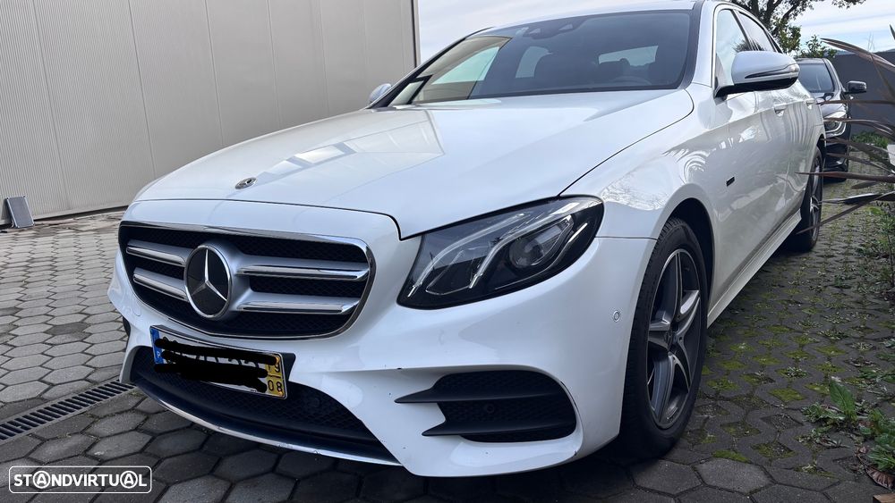 Mercedes-Benz E 300 de 9G-TRONIC AMG Line - 3