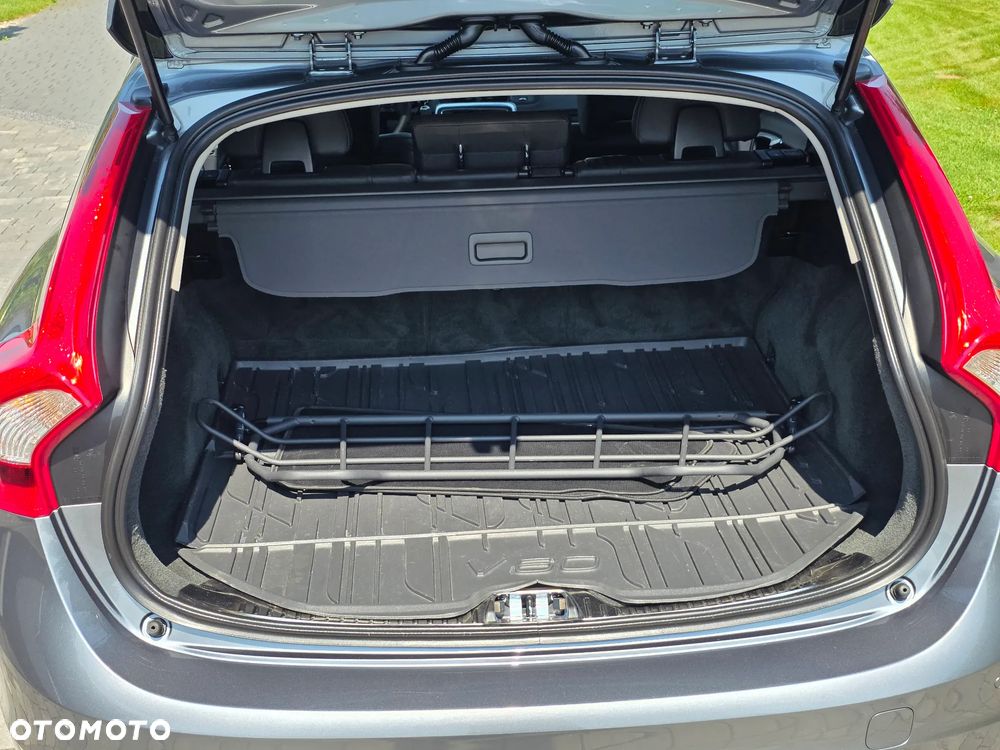 Volvo V60 T5 Geartronic Summum - 27