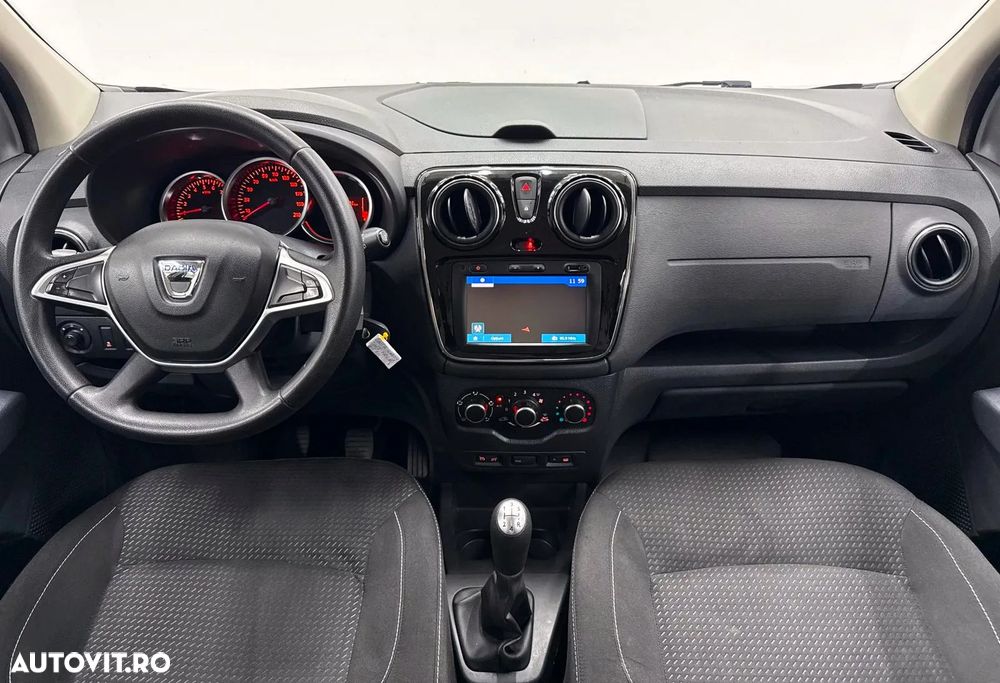 Dacia Lodgy dCi 90 Essential - 9