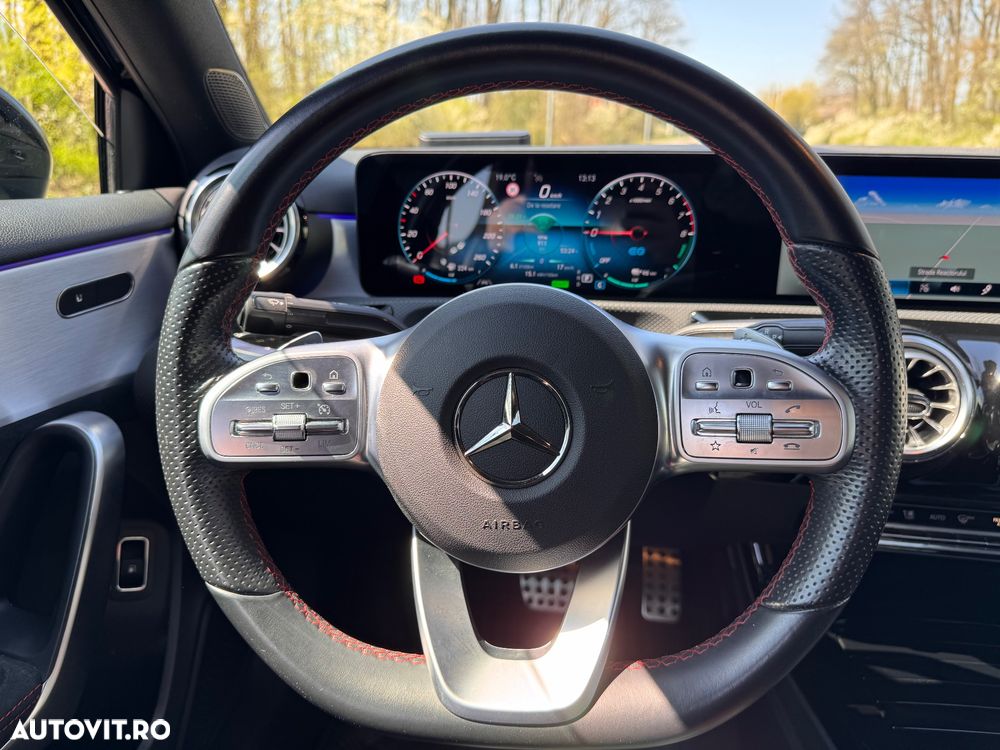 Mercedes-Benz A 250 e 8G-DCT Advanced AMG Line - 24