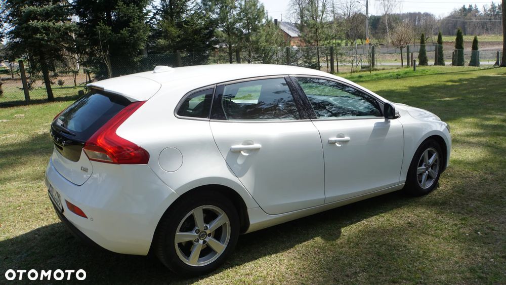 Volvo V40 D2 Powershift Momentum - 6