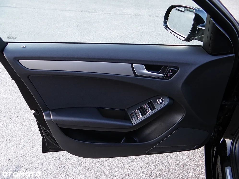 Audi A4 Avant 2.0 TDI DPF Attraction - 23