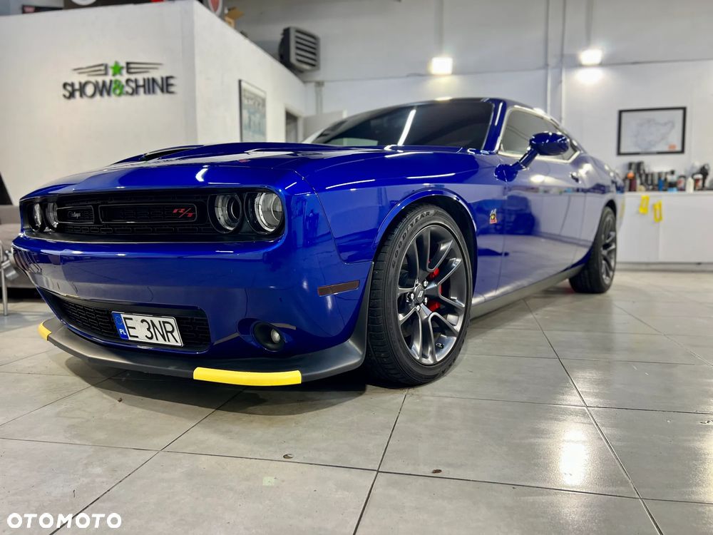 Dodge Challenger 6.4 Scat Pack - 1